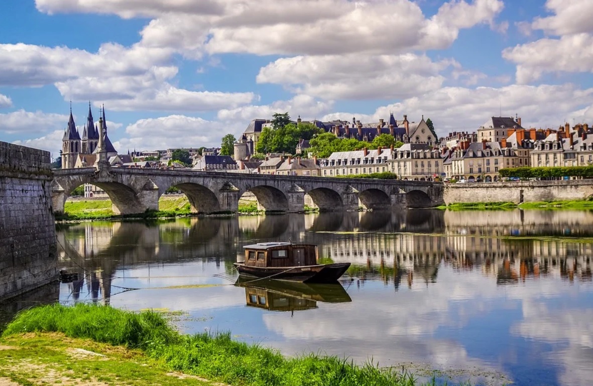 Gîtes Le Mas de Loire et le Cedre, situés près de Chambord. | Blois
